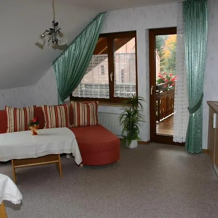 Bed & Breakfast Enztalperle